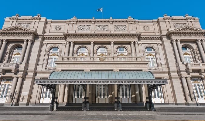Ir a um Concerto no Teatro Colón