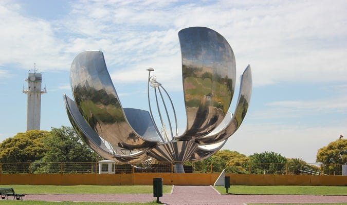 Tirar uma Foto da Floralis Genérica