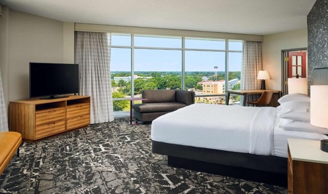 Embassy Suites by Hilton Hampton Convention Center