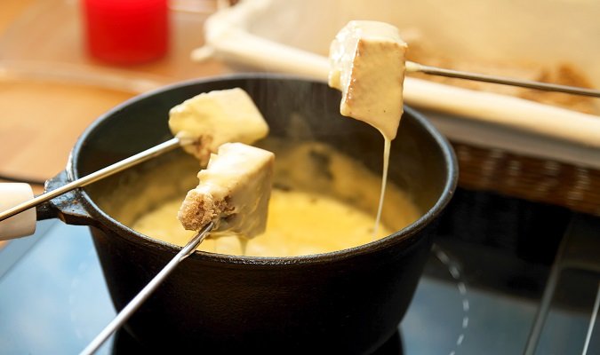 Experimentar o Famoso Fondue Suíço